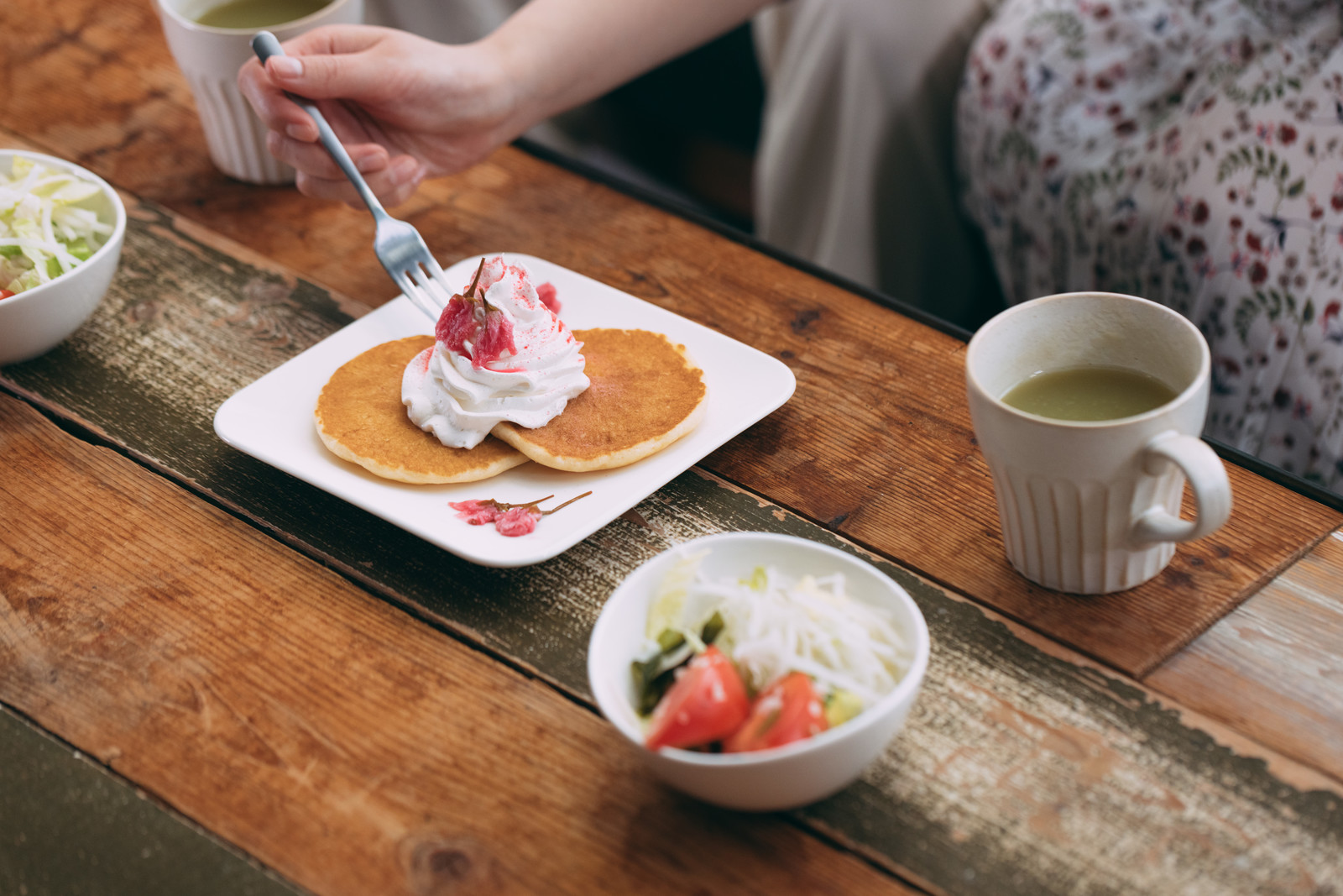 秋葉原で地下アイドルに会えるカフェ一覧